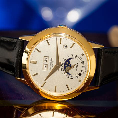 patek philippe vintage moonphase steel year calendar|Patek Philippe Annual Calendar Steel .